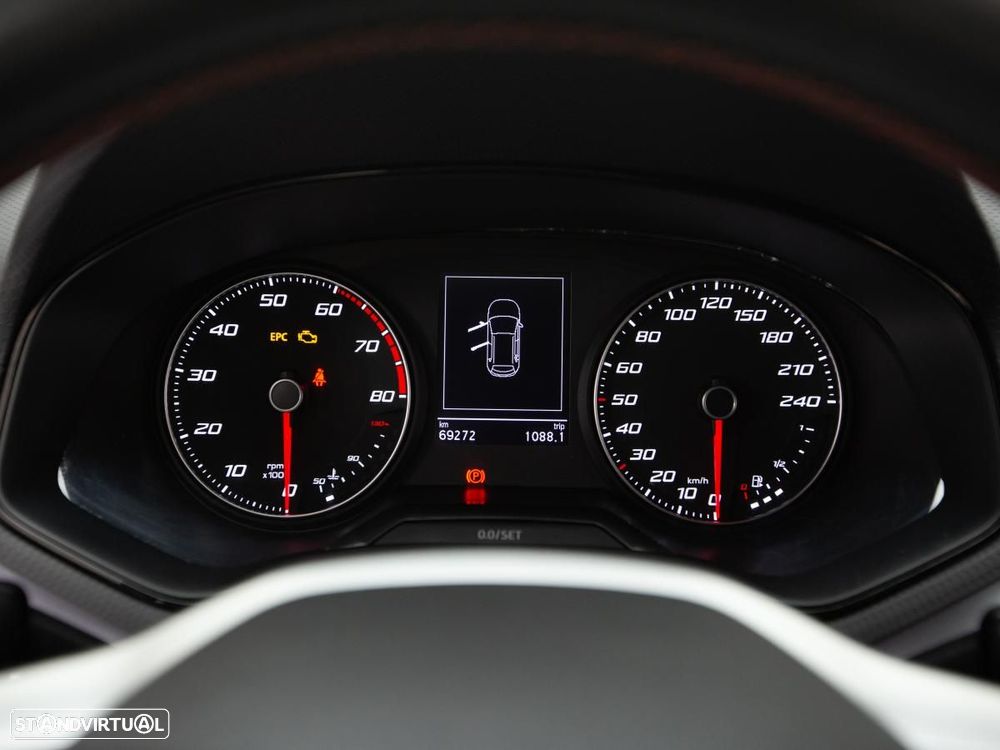 SEAT Arona 1.0 TSI FR - 23