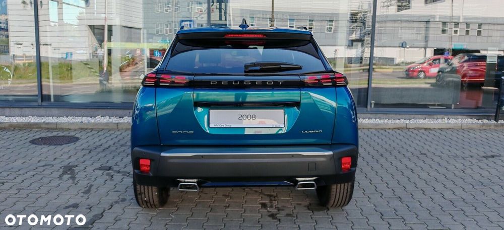 Peugeot 2008 - 8
