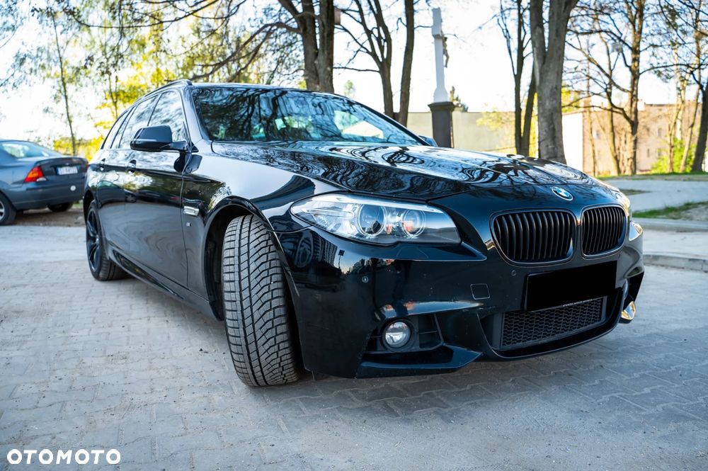 BMW Seria 5 520d xDrive Luxury Line - 1