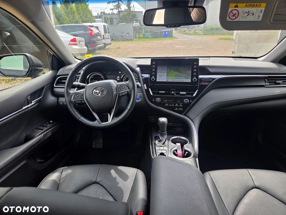 Toyota Camry 2.5 Hybrid Executive CVT - 10