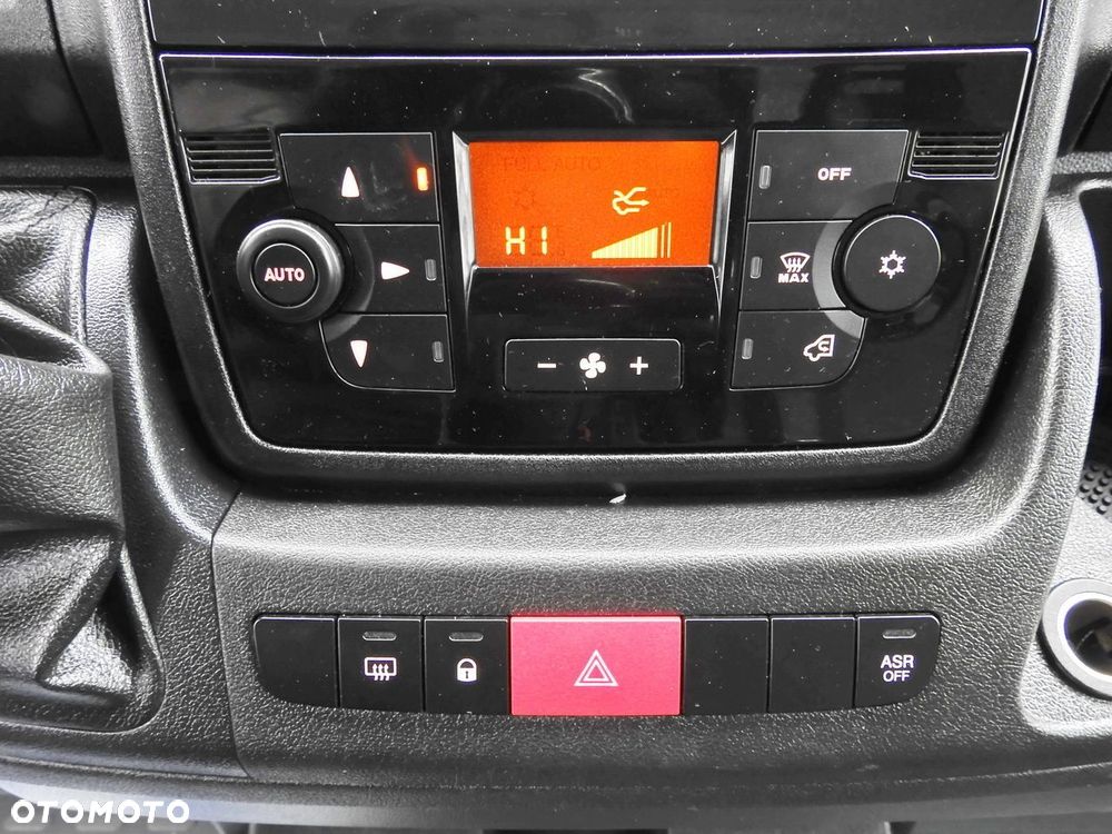 Fiat DUCATO PLANDEKA 10 PALET WEBASTO KLIMATYZACJA TEMPOMAT NAWIGACJA  180KM - 37