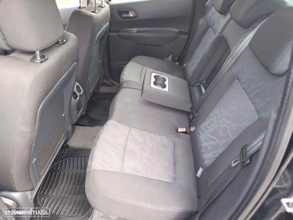 Peugeot 3008 1.6 HDi Executive - 11