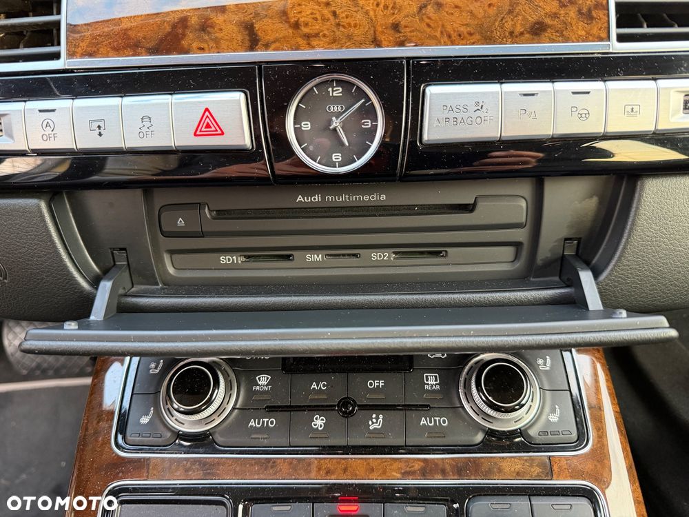 Audi A8 3.0 TDI DPF clean quattro tiptronic - 24