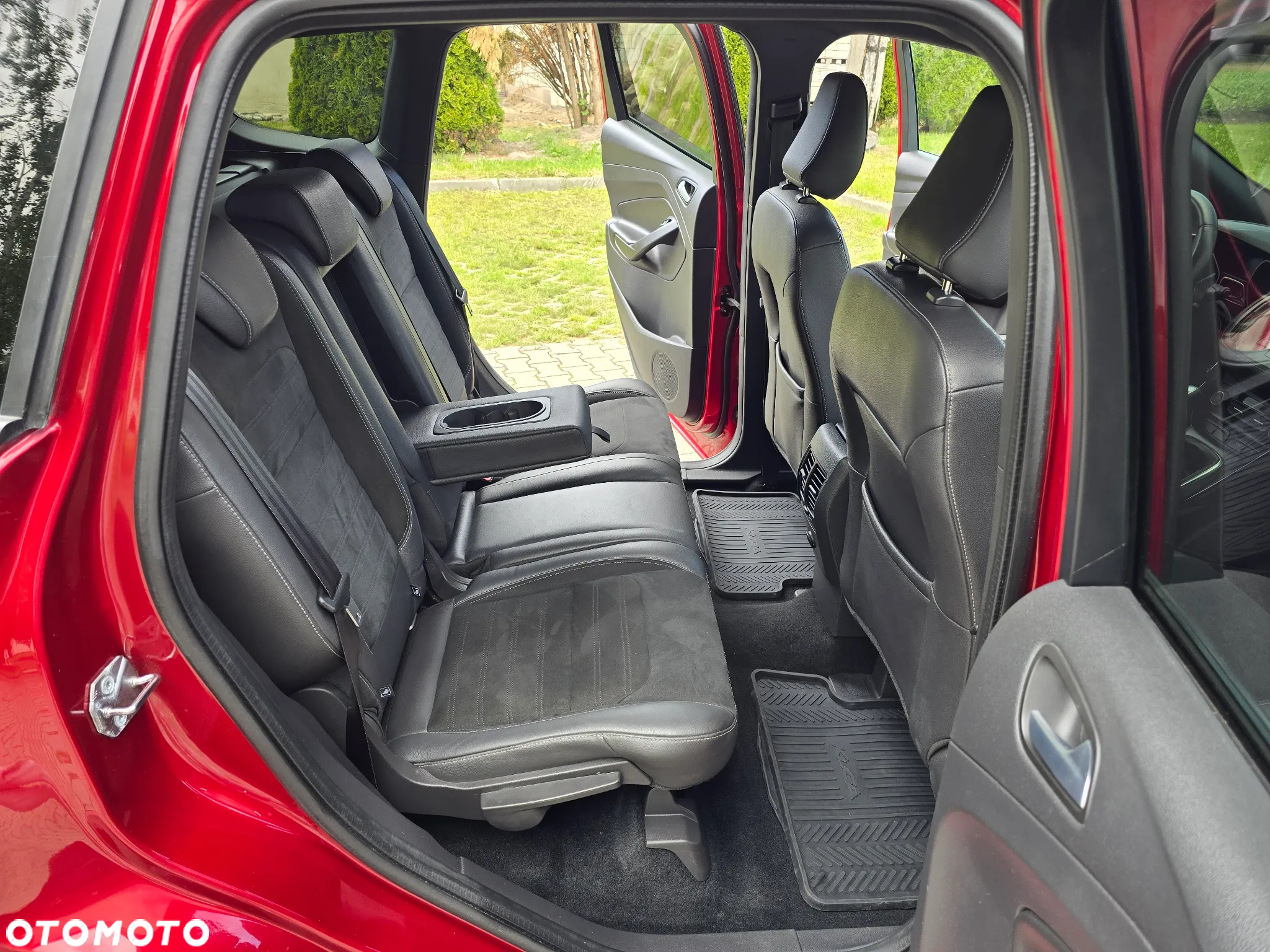Ford Kuga 2.0 TDCi AWD ST-Line - 19