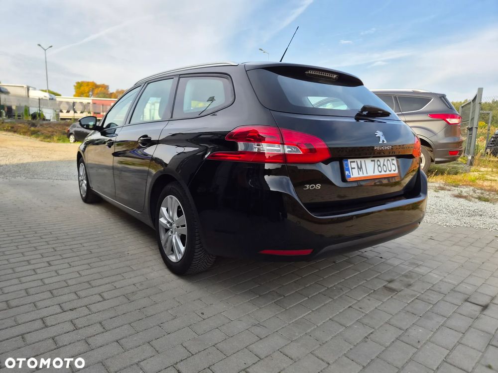 Peugeot 308 1.5 BlueHDi Allure S&S EAT8 - 9