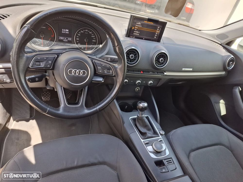 Audi A3 Sportback 1.6 TDI Design - 7