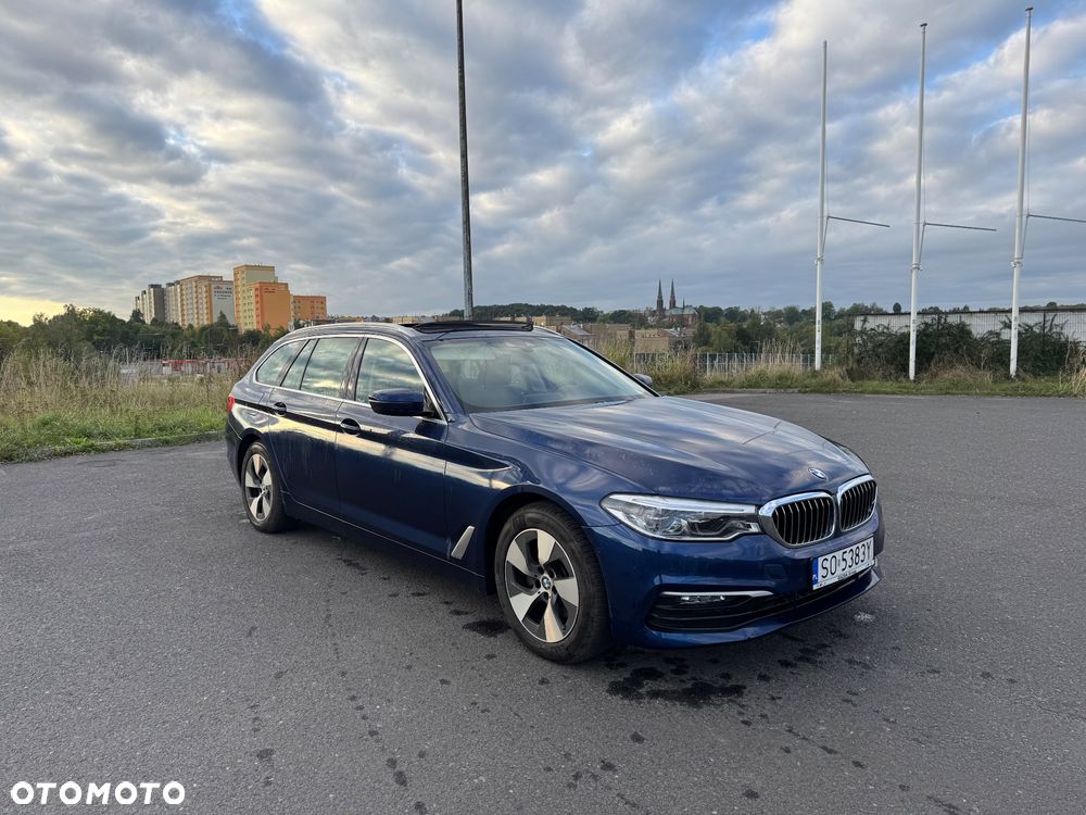 BMW Seria 5 520d xDrive - 4