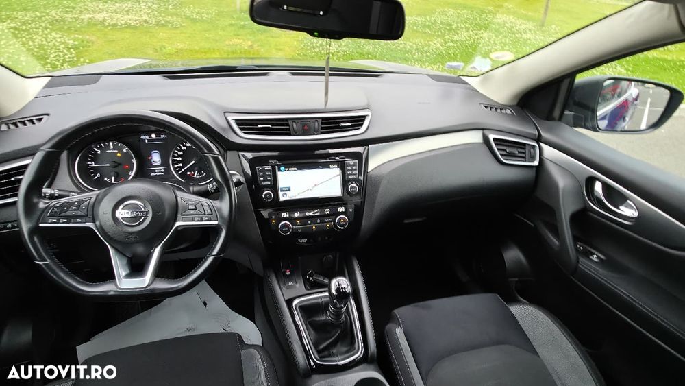 Nissan Qashqai 1.5 DCI N-Connecta - 10