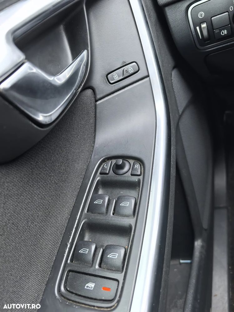 Volvo V60 D2 Geartronic Powershift - 10