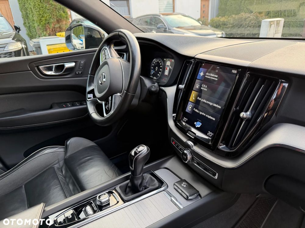 Volvo XC 60 D3 R-Design - 14