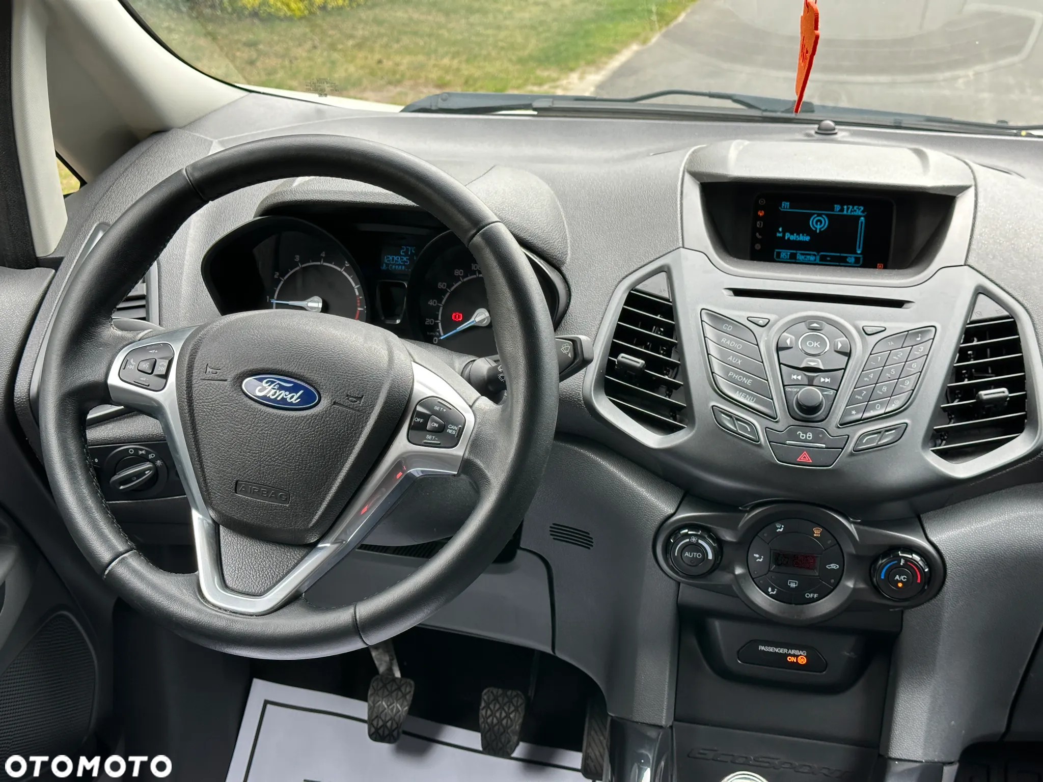 Ford EcoSport 1.0 EcoBoost TITANIUM - 28