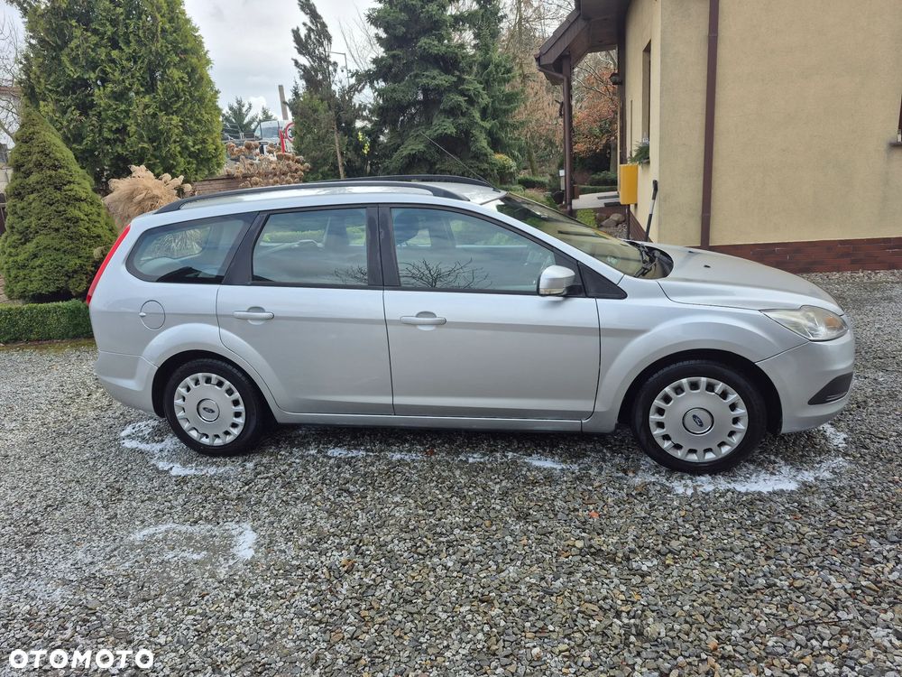 Ford Focus 1.8 TDCi Ambiente - 2