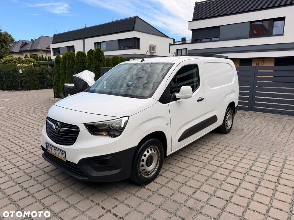 Opel COMBO - 1