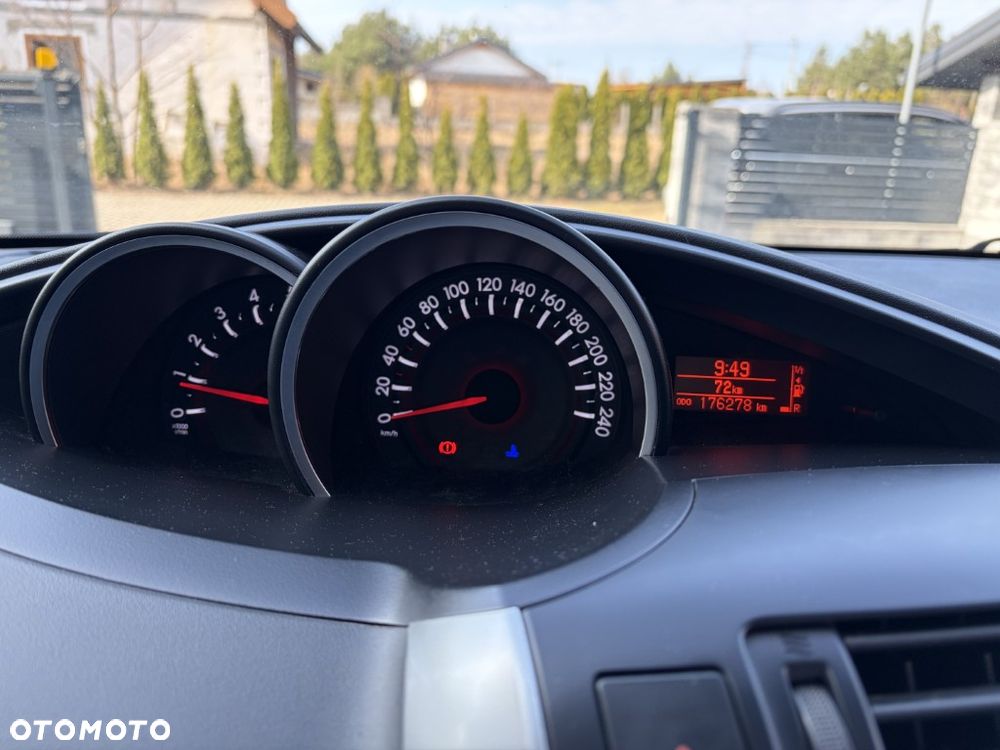 Toyota Verso 1.6 D-4D Prestige - 11