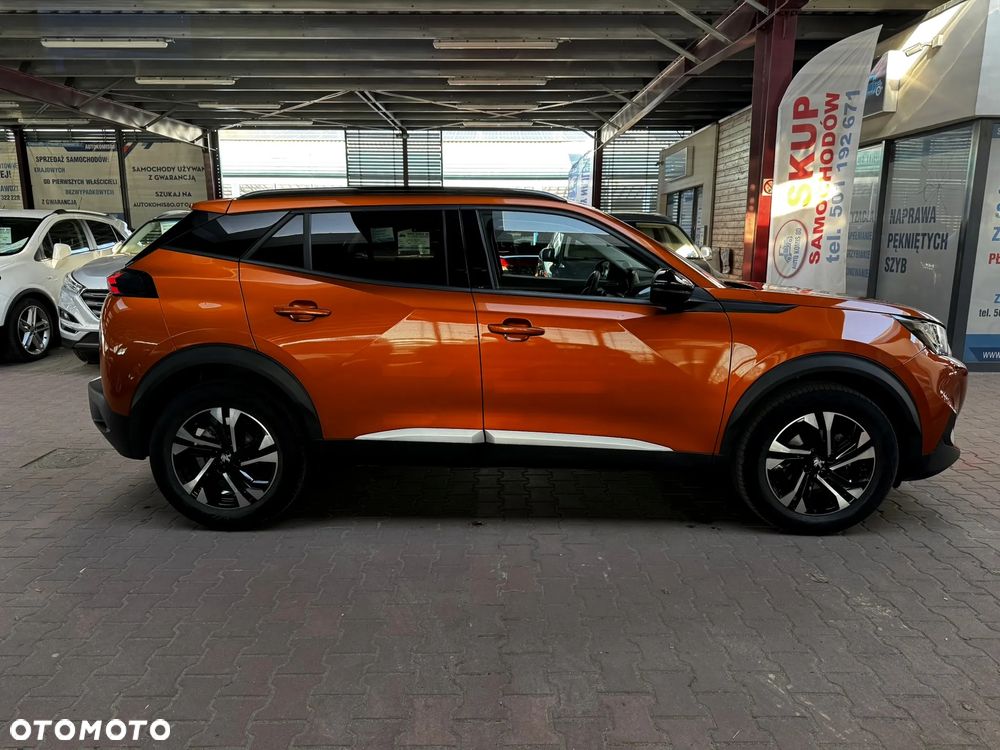 Peugeot 2008 PureTech 130 Allure S&S EAT8 - 8