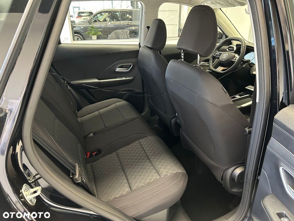 MG ZS - 12