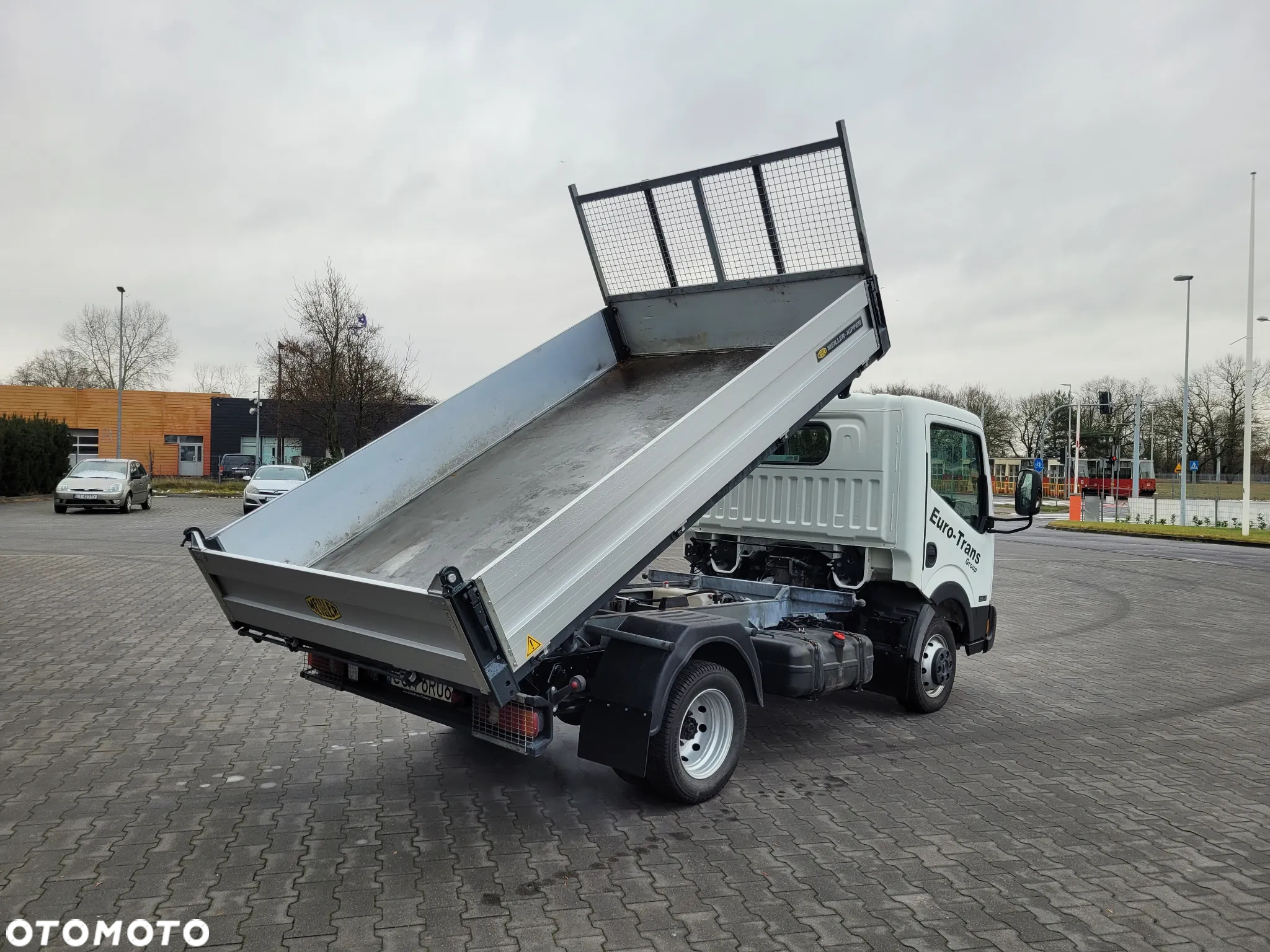 Nissan Cabstar - 2