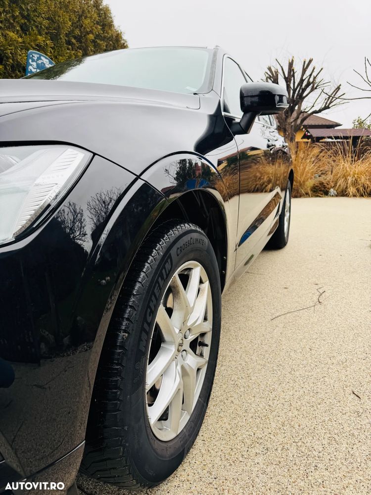 Volvo XC 60 T5 Geartronic Momentum Pro - 3