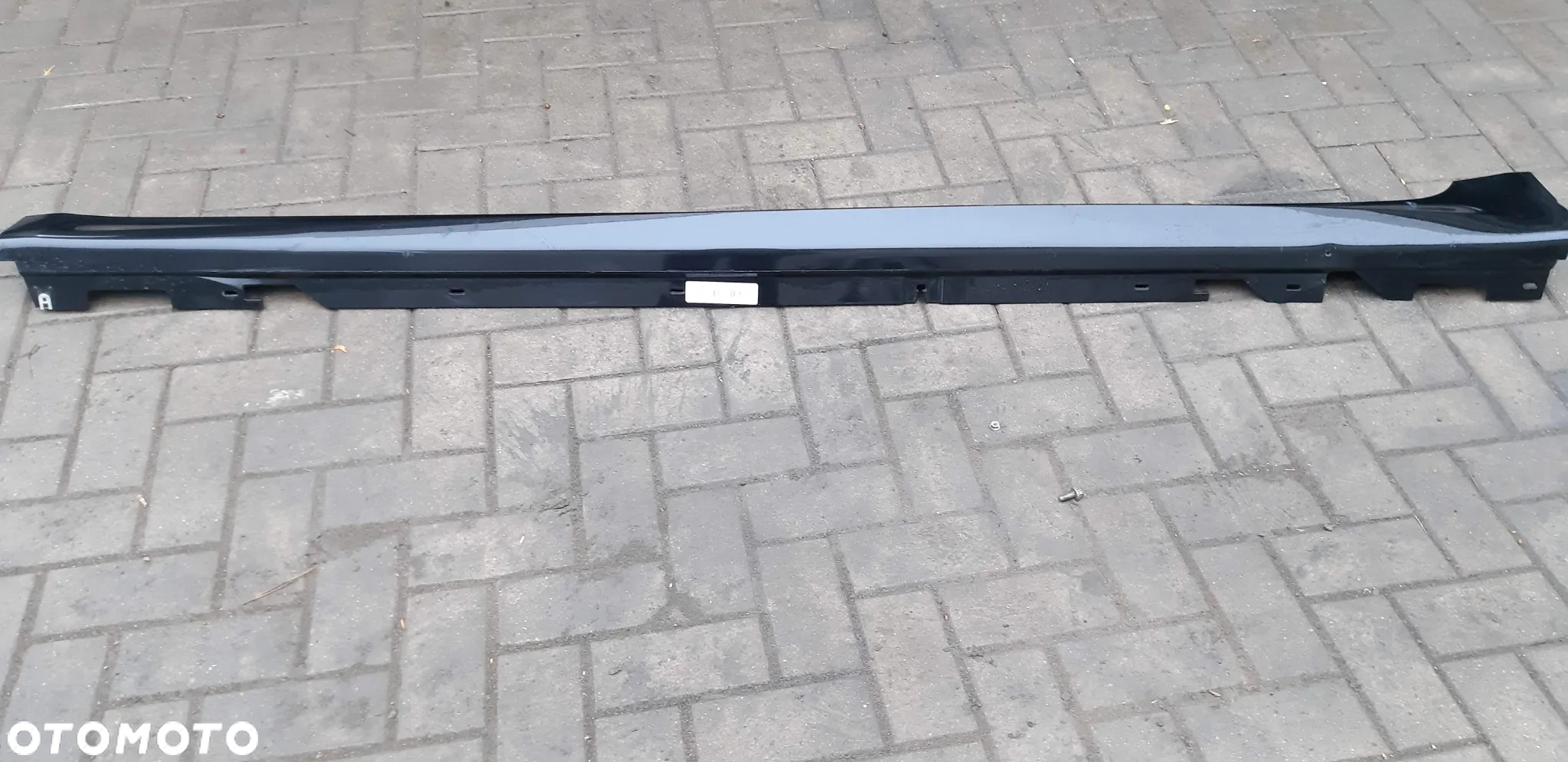 Listwa progowa lewa 475 M Pakiet 8064743 BMW G31 xDrive 2.0B hybryda 2022r lift kombi 4x4 - 4