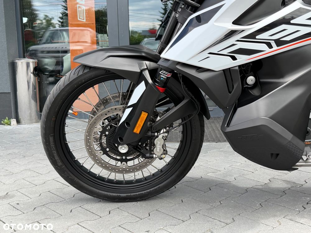 KTM Adventure - 32