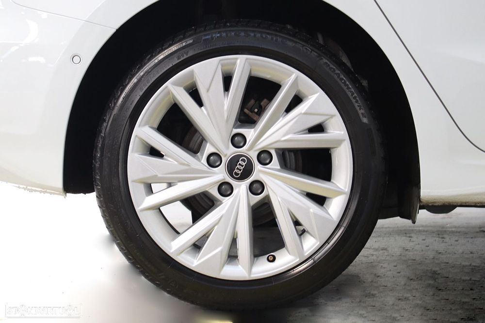 Audi A3 Sportback 30 TFSI S tronic - 5