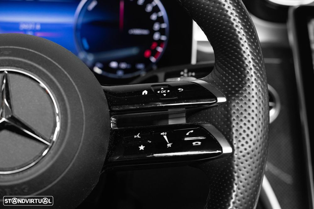 Mercedes-Benz GLC 300 e Coupe 4Matic 9G-TRONIC Edition AMG Line - 9