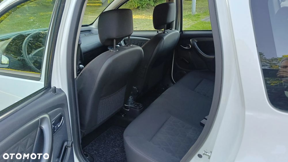 Dacia Duster 1.2 TCe Laureate - 12