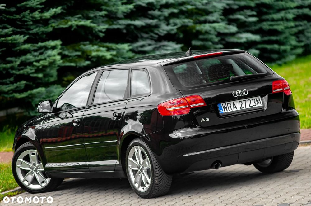 Audi A3 Sportback 1.6 S tronic Attraction - 16