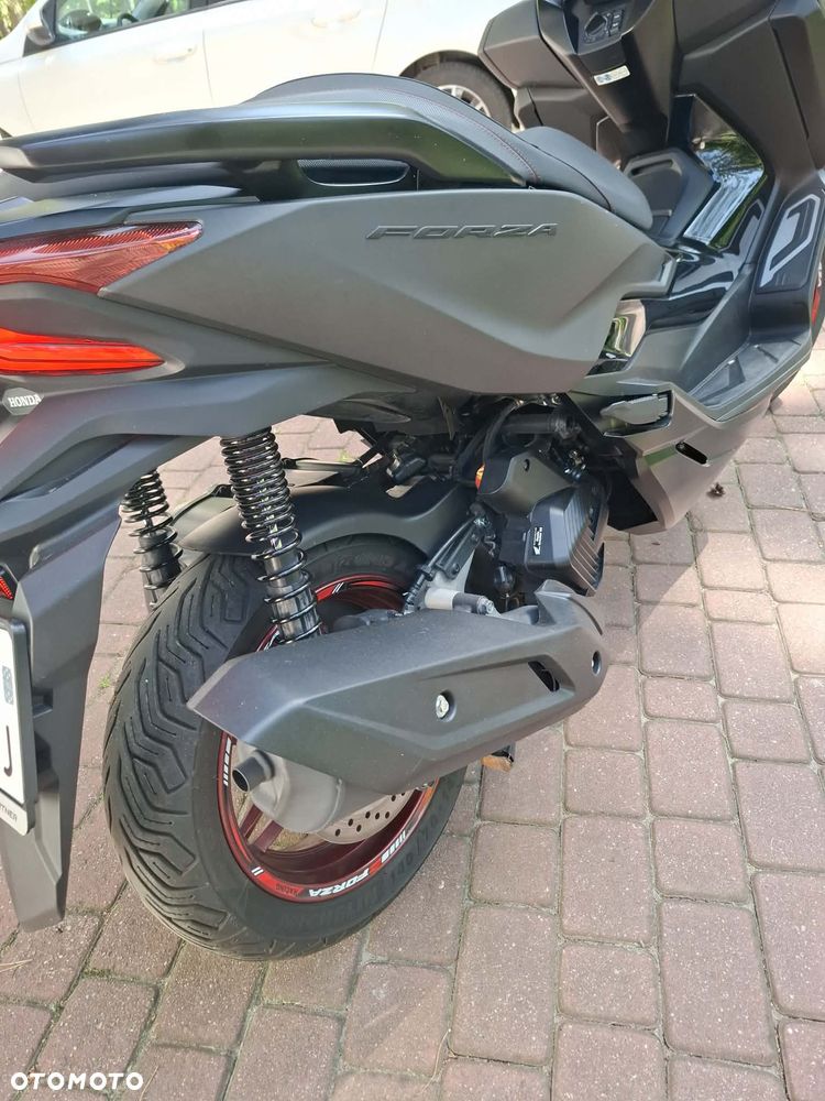 Honda NSS - 8