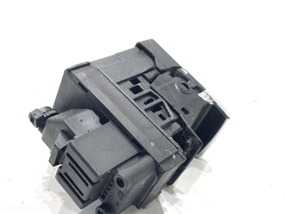 WŁĄCZNIK HAMULCA RĘCZNEGO  AUDI A4 B8 (8K2) 2007 - 2015 2.0 TDI 105 kW [143 KM] olej napędowy - 2