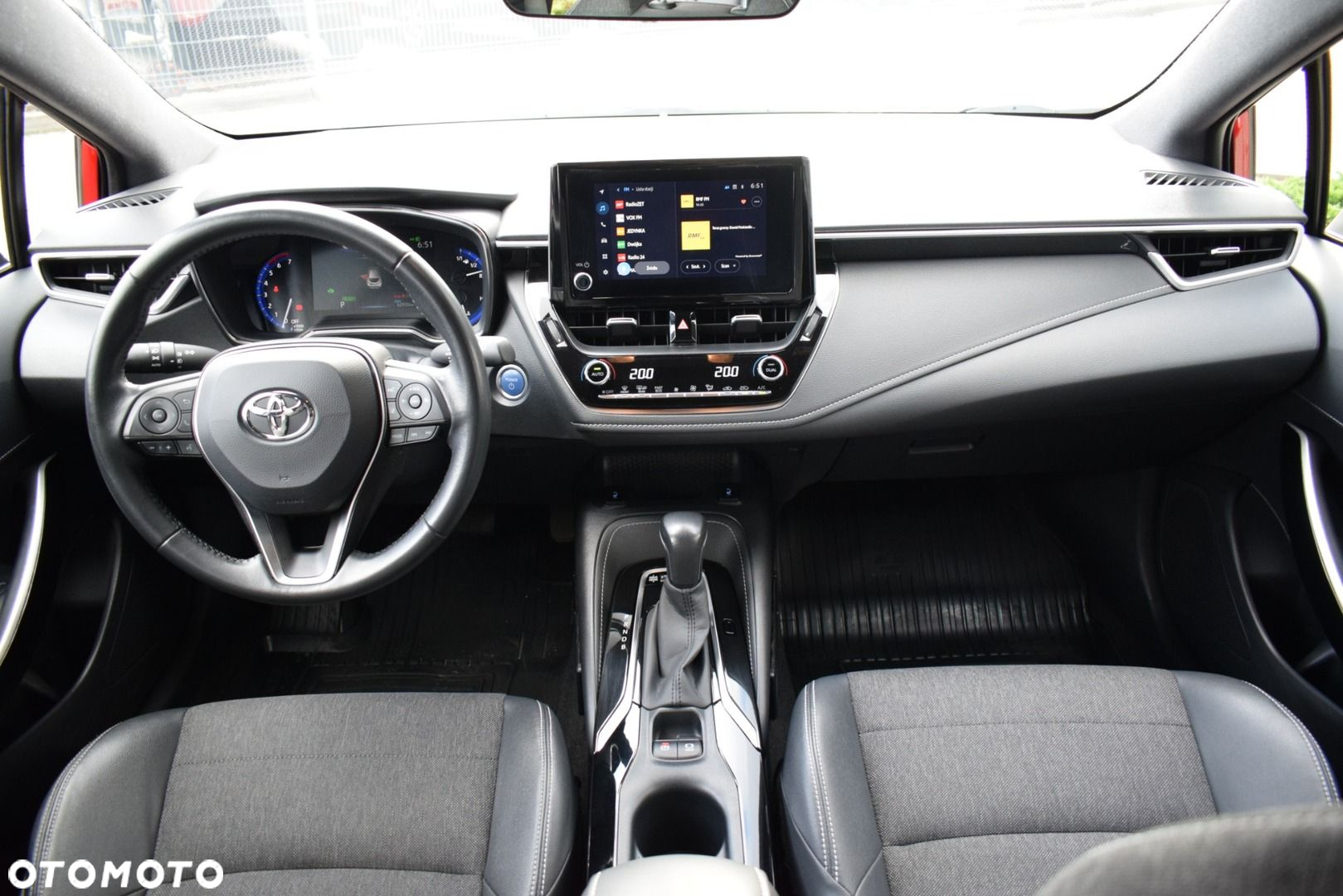 Toyota Corolla - 13