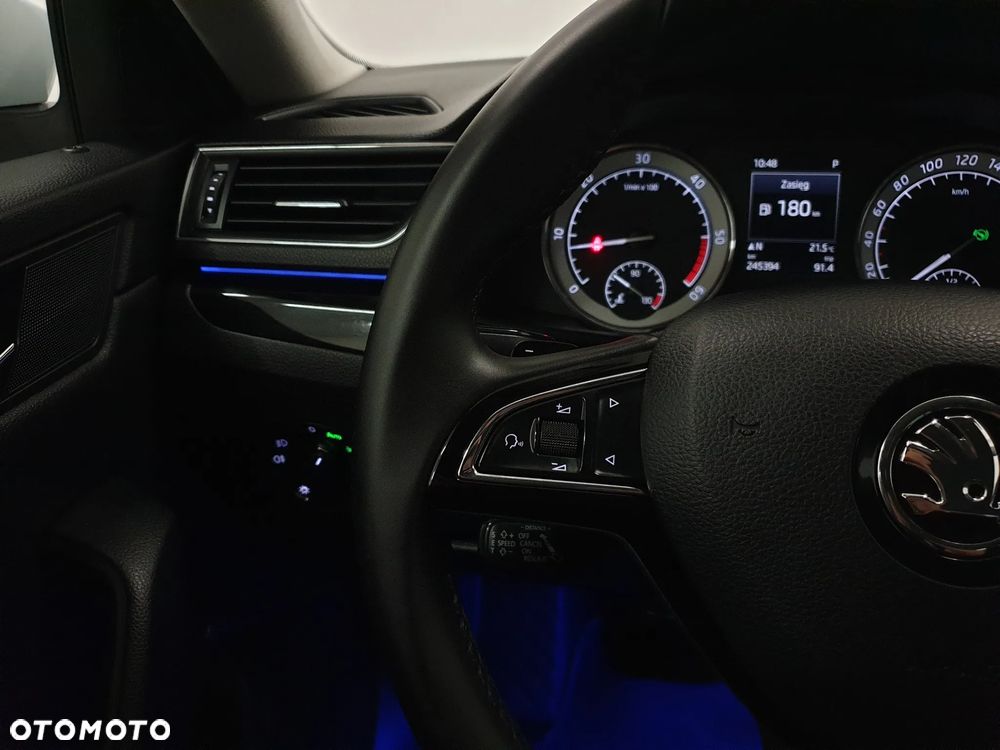 Skoda Superb 2.0 TDI L&K DSG - 10