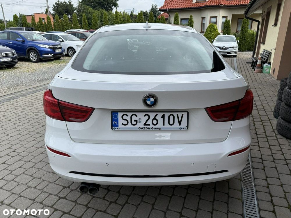 BMW 3GT 320i xDrive - 8