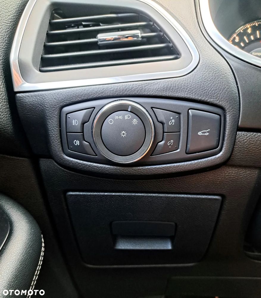 Ford Edge - 17