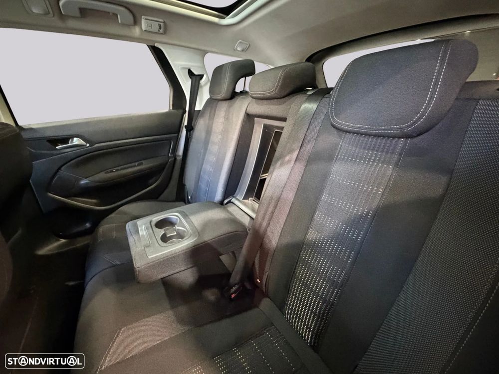 Peugeot 308 SW - 32