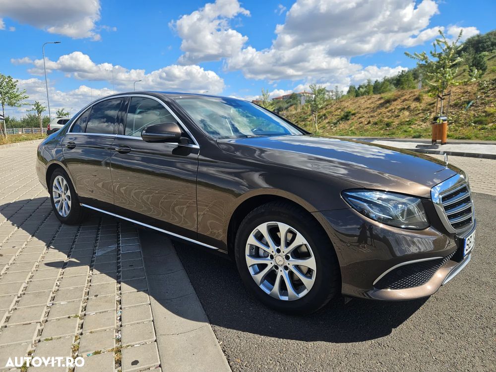 Mercedes-Benz E 220 d Aut. - 10