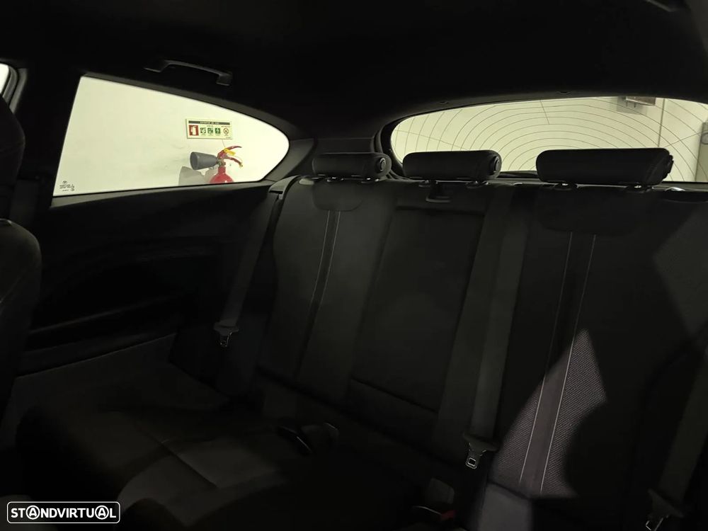 BMW 116 d Pack M - 14