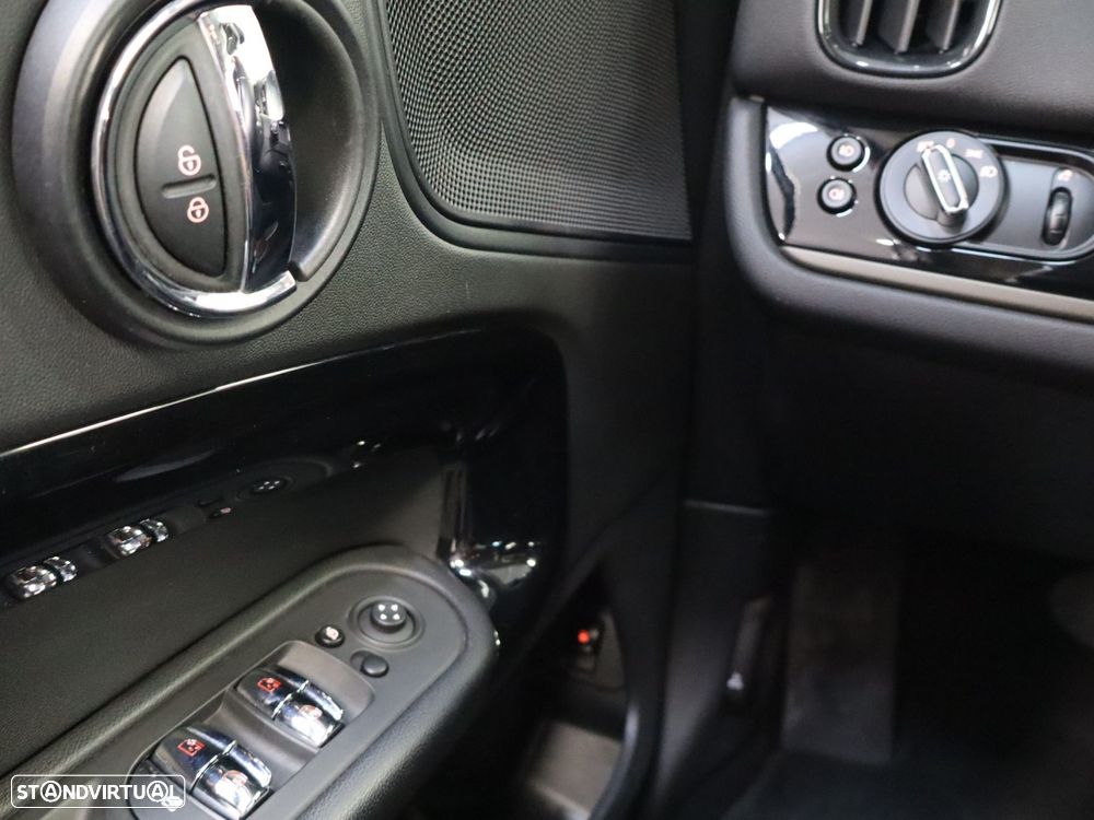 MINI Countryman Cooper SE ALL4 Auto - 14