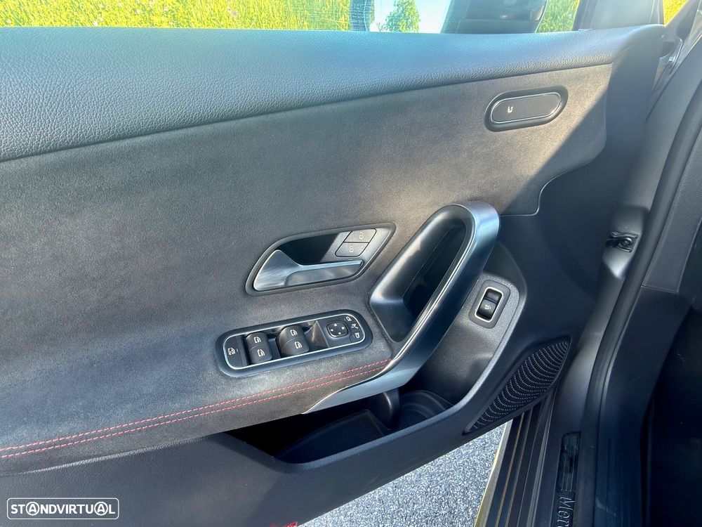 Mercedes-Benz A 200 Limousine 7G-DCT AMG Line Advanced Plus - 30