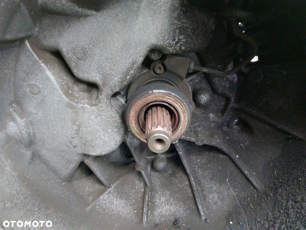 Skrzynia biegów Manualna Opel Signum VECTRA C 2.2DTI 125KM 13101871 C51189 - 3