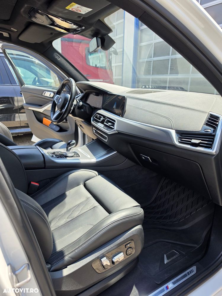 BMW X5 xDrive45e - 13