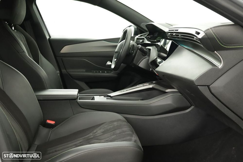 Peugeot 308 1.2 PureTech GT EAT8 - 21