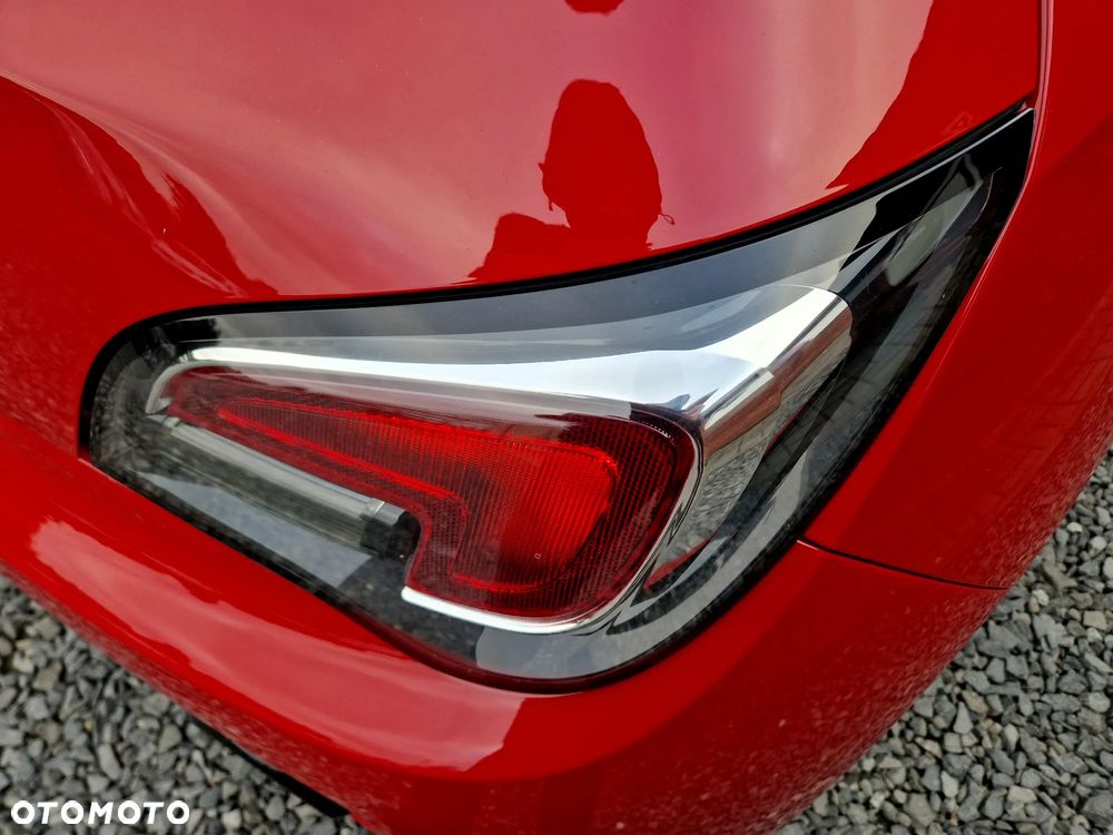 Opel Adam 1.2 Start/Stop Glam - 11