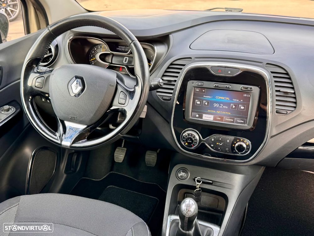 Renault Captur 0.9 TCE - 11