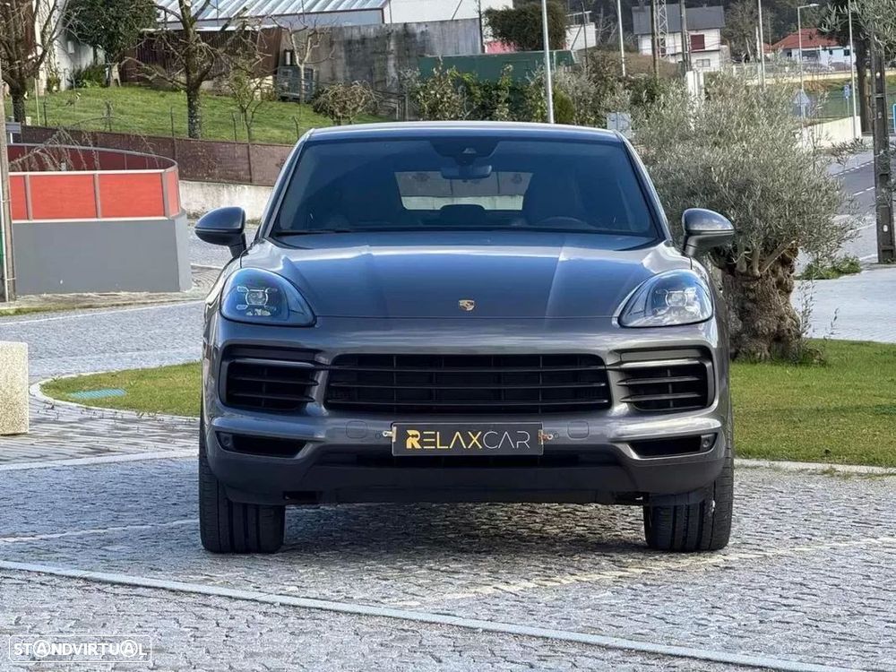 Porsche Cayenne Coupé E-Hybrid - 2