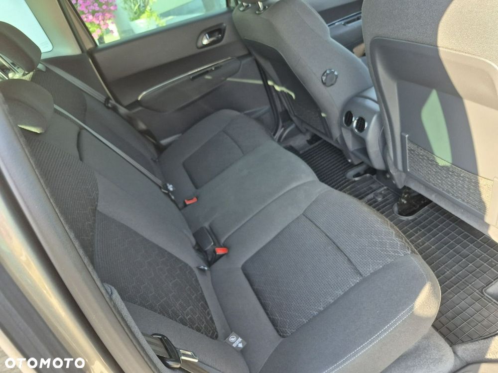 Peugeot 3008 - 8