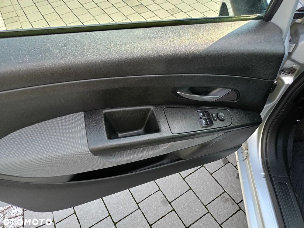 Fiat Grande Punto 1.4 8V - 17