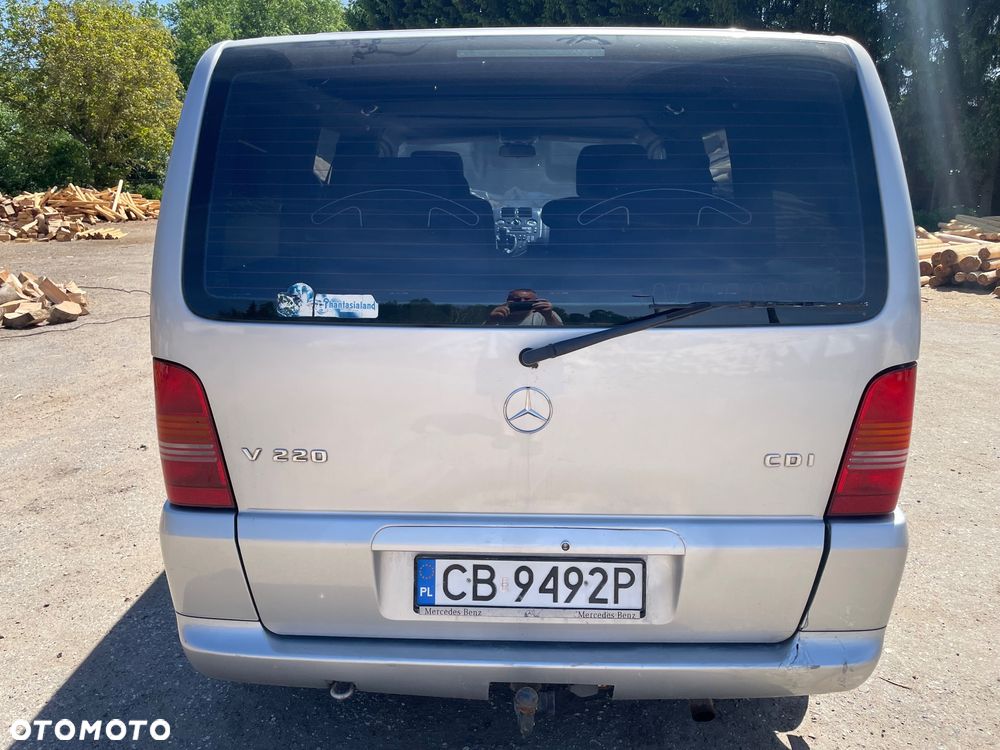 Mercedes-Benz Klasa V 220 CDI Fashion - 6