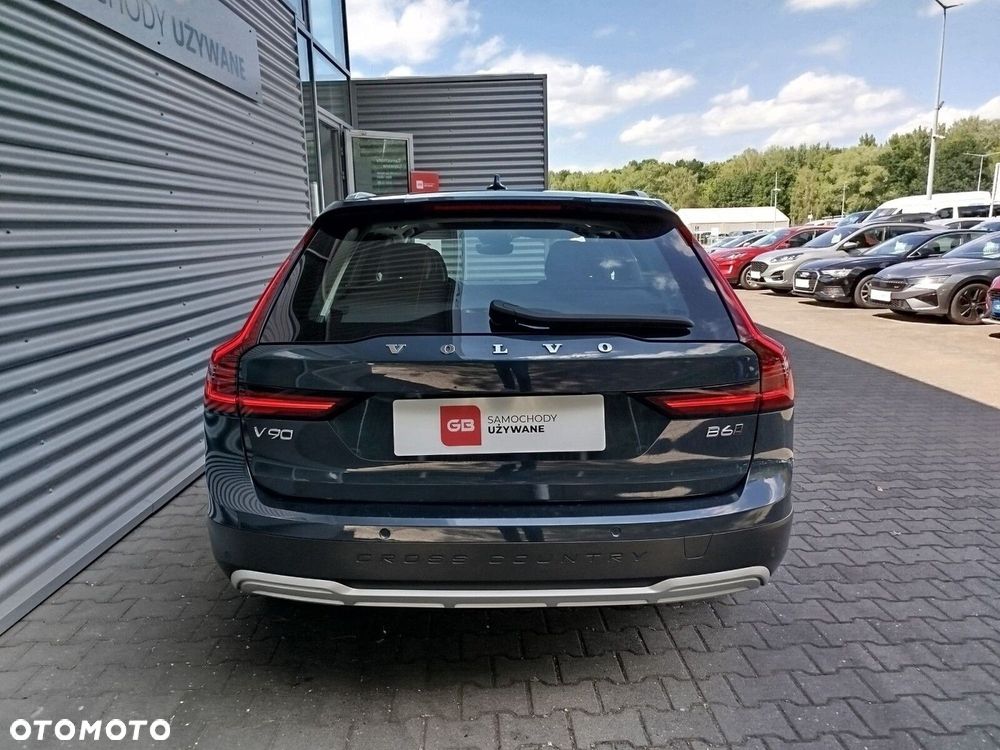 Volvo V90 Cross Country B6 B AWD Ultimate - 6