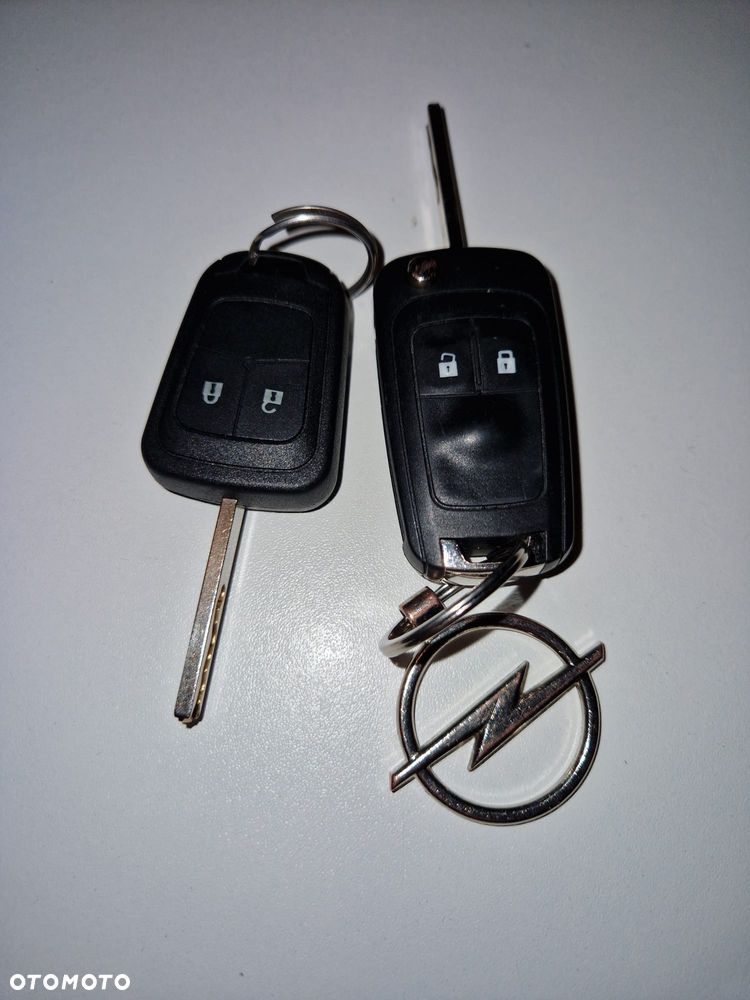 Opel Astra 1.4 Turbo Cosmo - 13